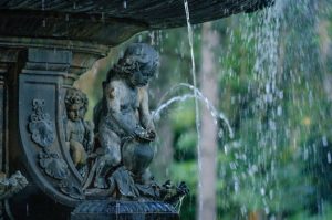 Mastering the Art of Parallel Parking in Tight Urban Spaces