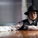 How to Incorporate Vintage Accessories into Modern Looks