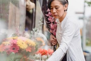 The Best Practices for Shopping End-of-Season Sales Smartly