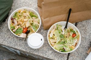 How to Choose the Best Portable Charger for Your Outdoor Trips